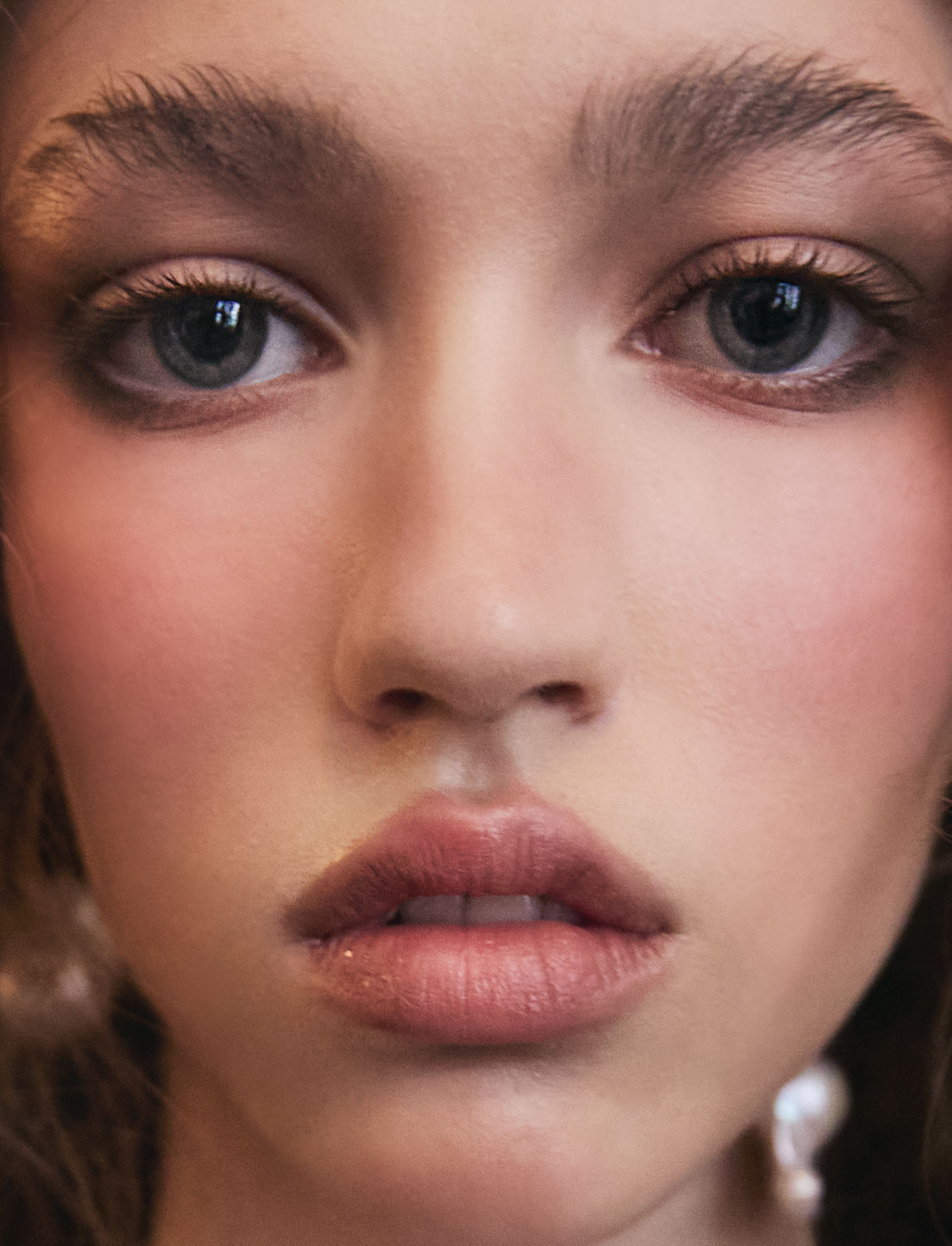 Synthesis of the outer world through the inner world