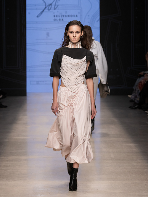 Топ e№4 Negligee