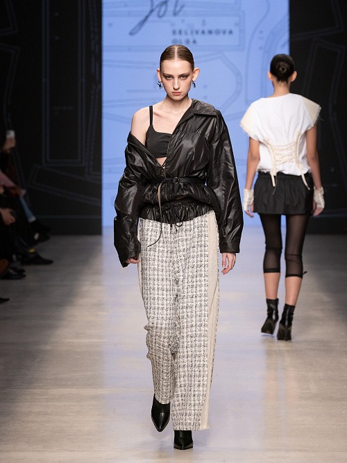 Куртка №36 Noir